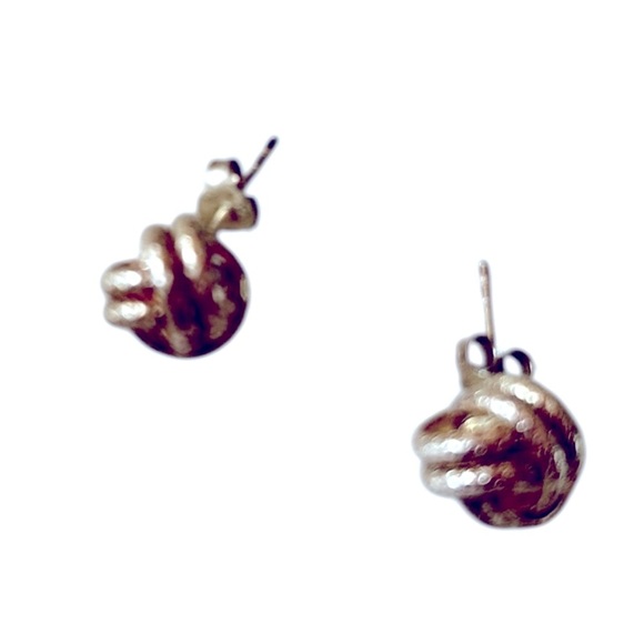 Boutique Silver tone textured  Knot pierced Earrings - Picture 3 of 3